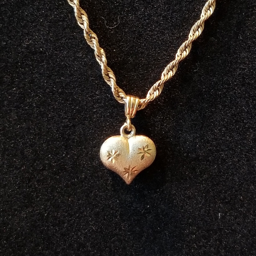 14k Milor puffy heart pendant/charm
